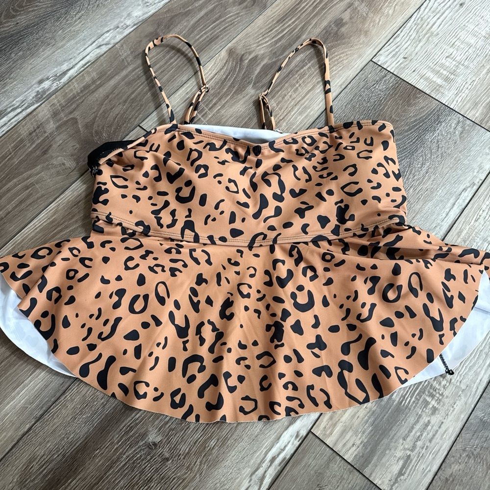 Leopard Print Swimsuit top size M